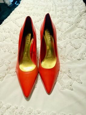 Lauren Ralph Lauren Orange-Red Pointed-Toe Leather Pumps